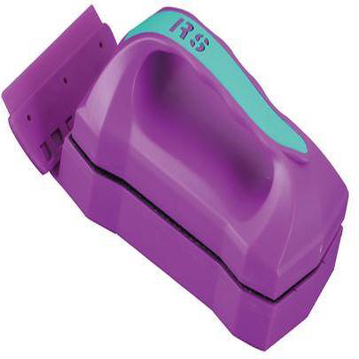 MAGNETIC CLEANER WITH BLADE